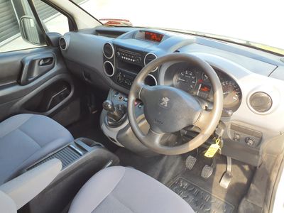 2013 Peugeot Partner