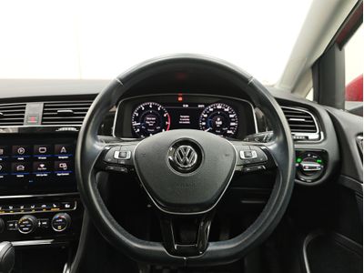 2018 Volkswagen Golf