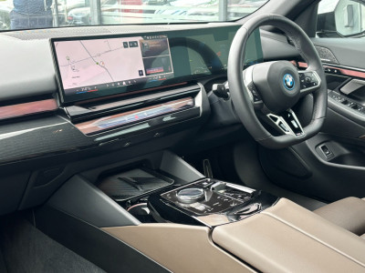 2025 BMW 5 Series