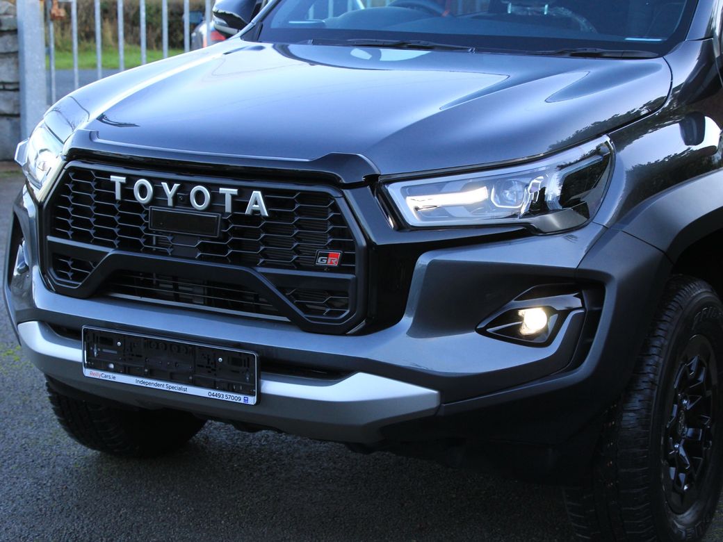 2025 Toyota Hilux