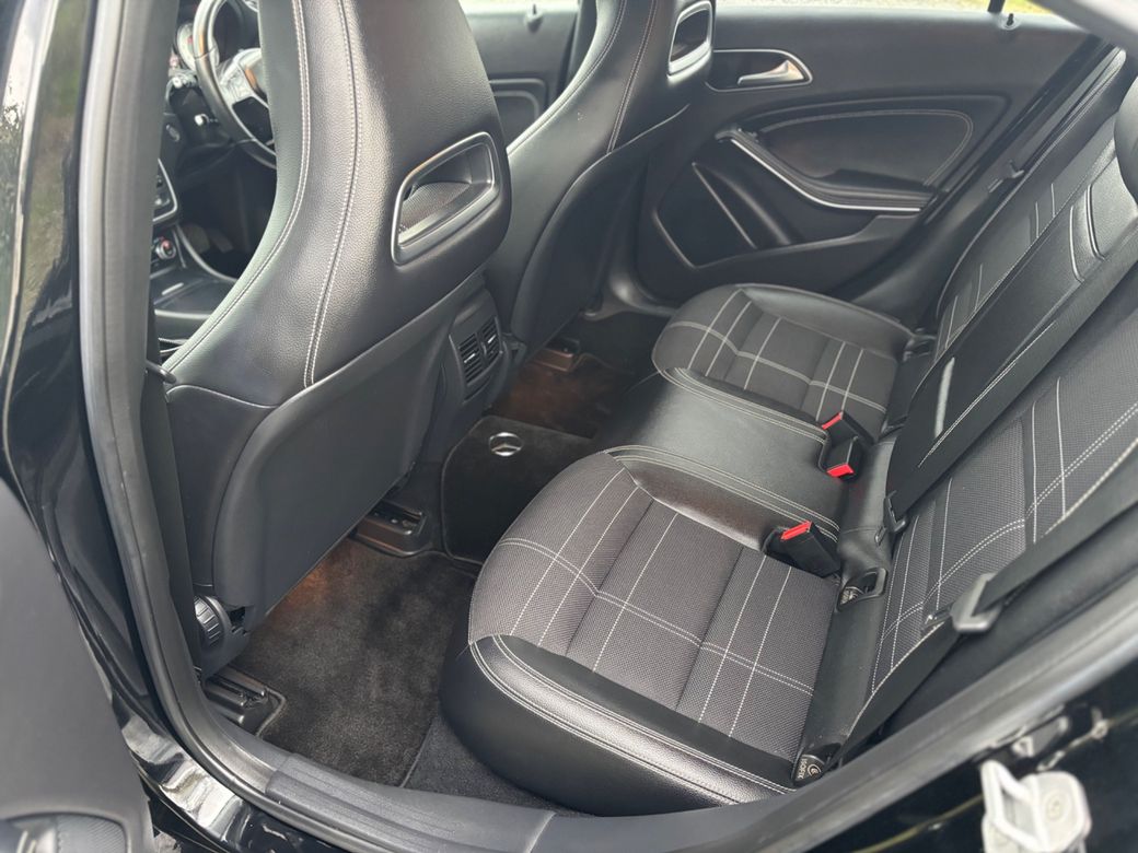 2014 Mercedes-Benz A 180