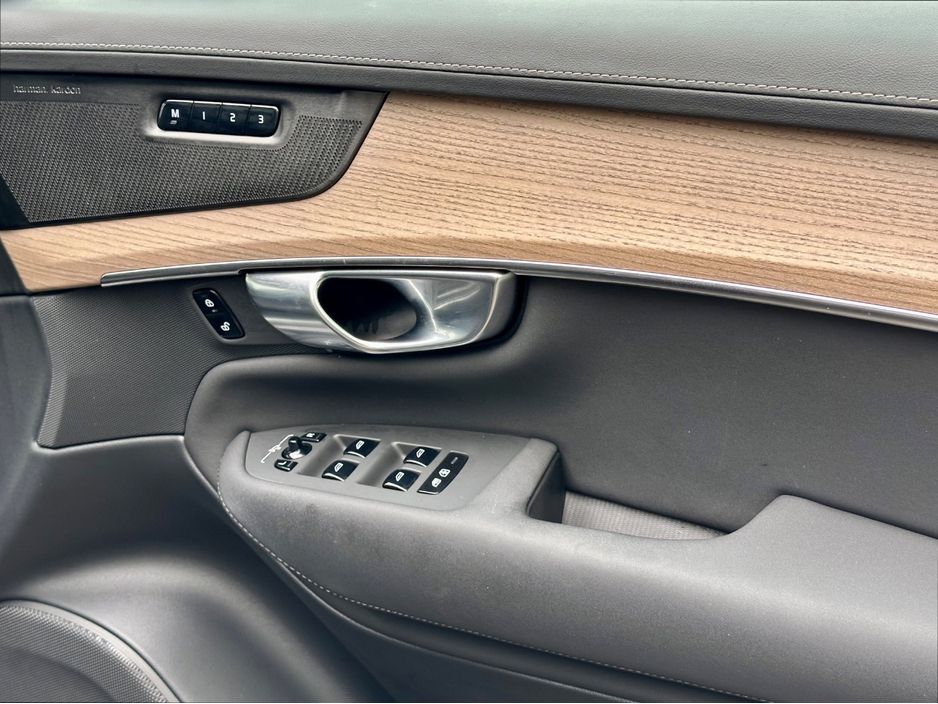 2025 Volvo XC90