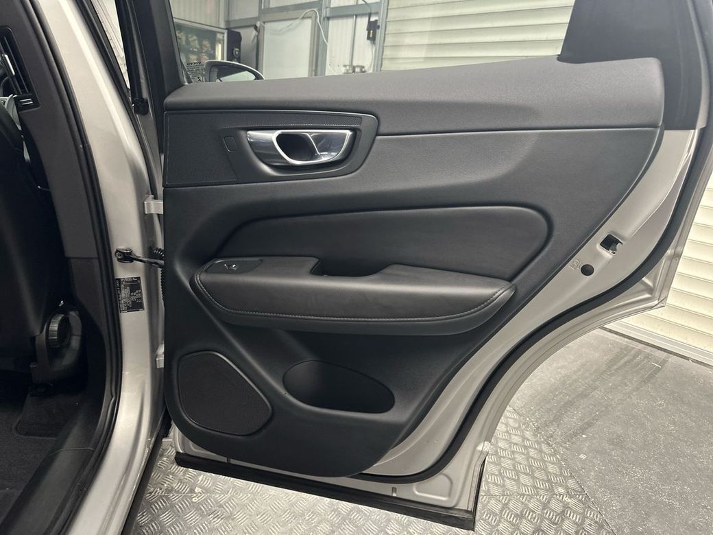 2022 Volvo XC60