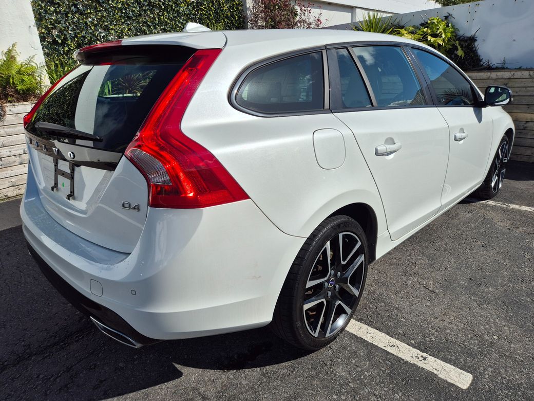 2017 Volvo V60