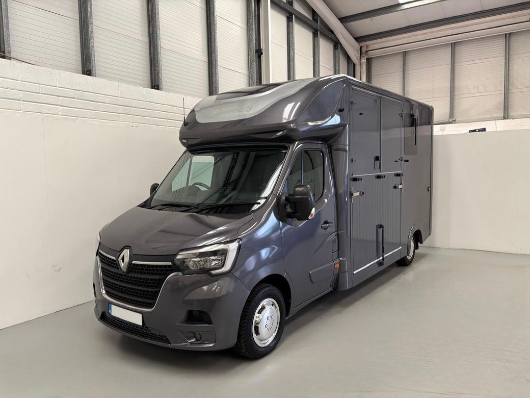 2020 Renault Master