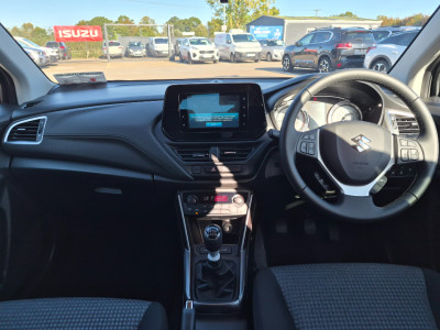 2025 Suzuki SX4 S-Cross