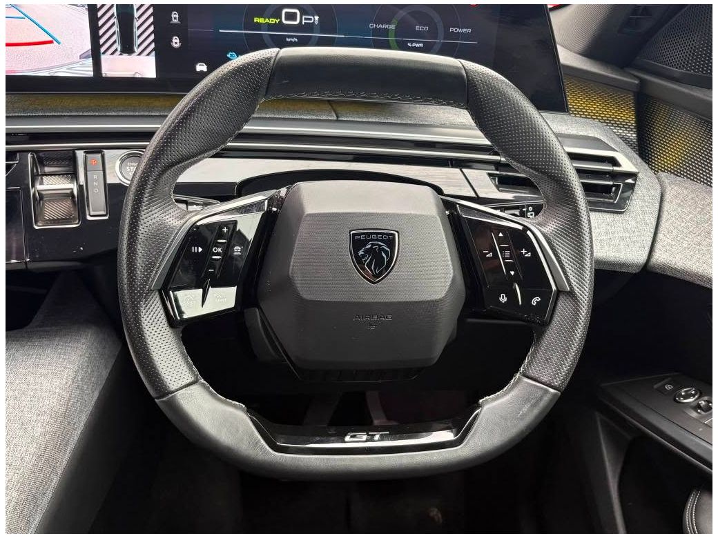 2025 Peugeot 5008