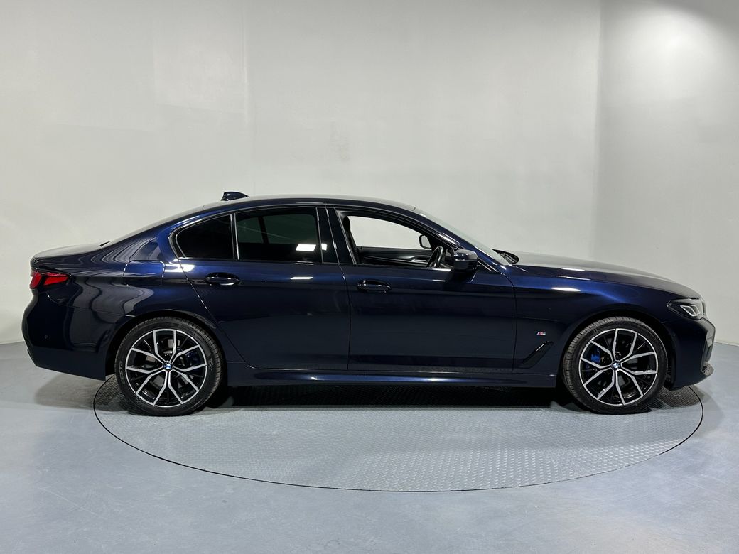 2021 BMW 5 Series