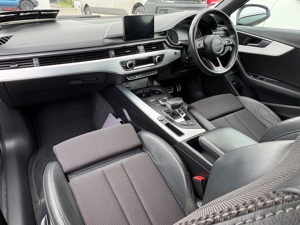 2017 Audi A4