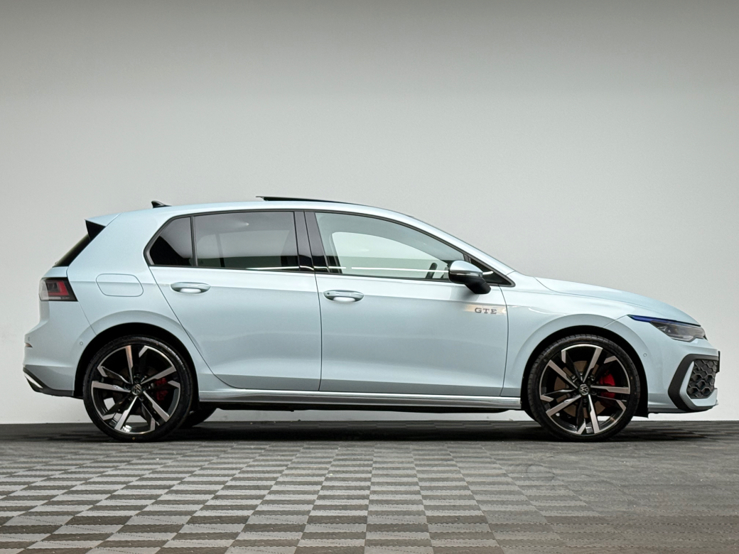 2025 Volkswagen Golf