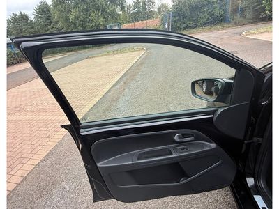 2014 Volkswagen up!