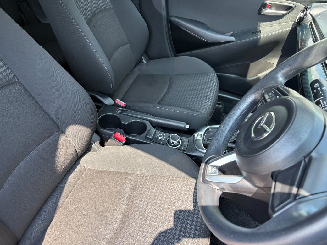 2017 Mazda Demio