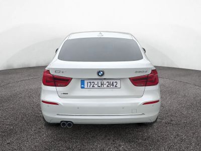 2017 BMW 320