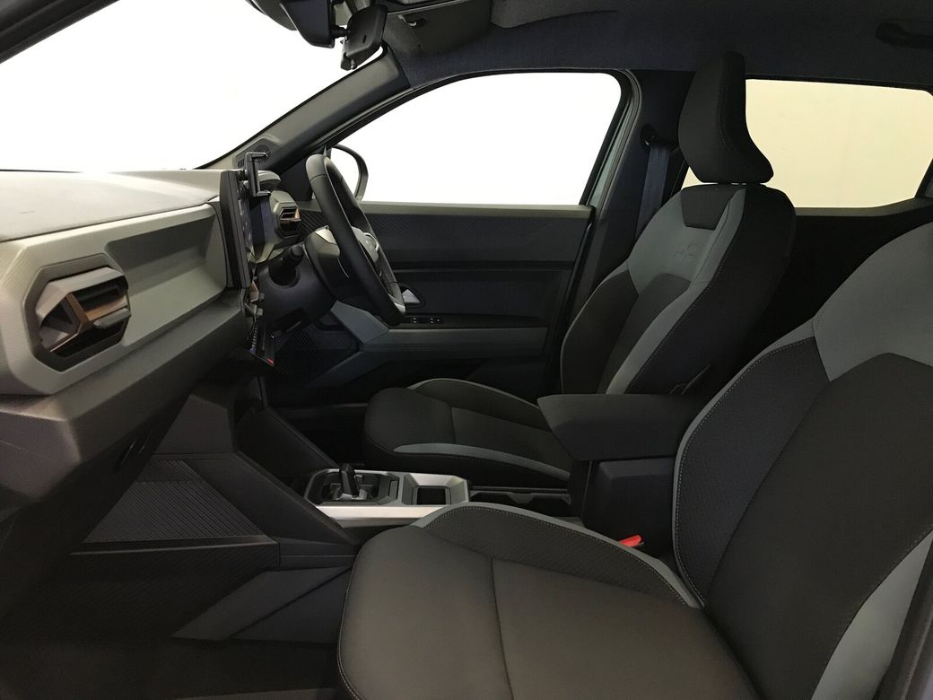 2025 Dacia Duster