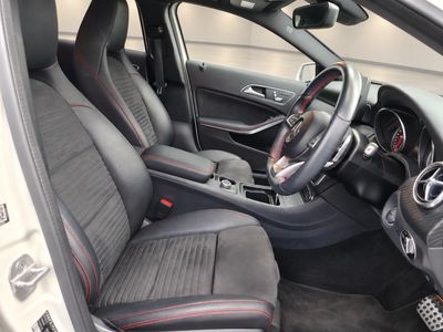 2017 Mercedes-Benz A 180