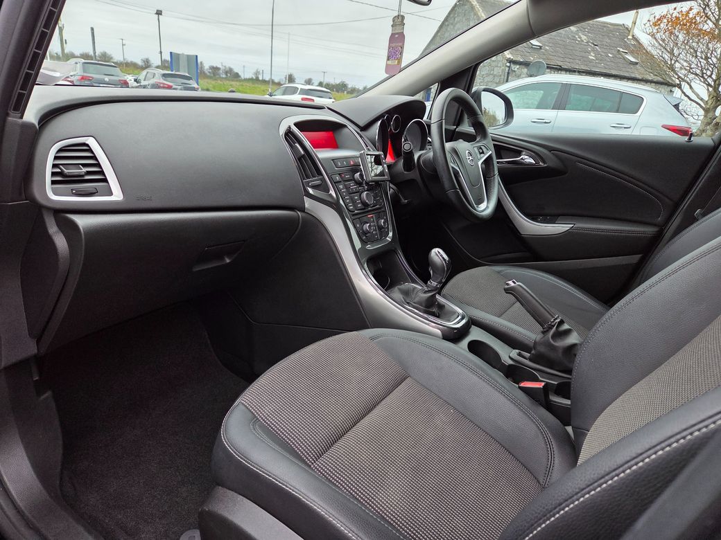 2014 Opel Astra