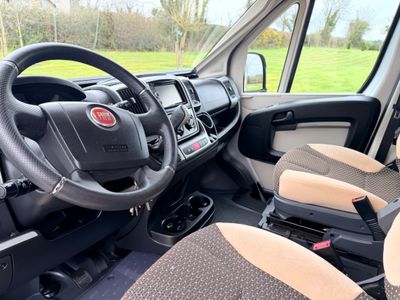 2017 MOBILVETTA  MILLER NEVADA DOGLINER T 730 L.H.D AUTOMATIC 