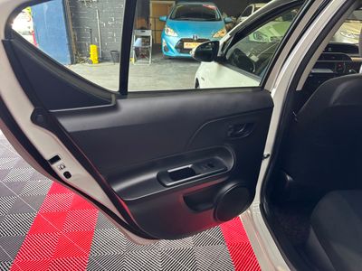 2015 Toyota Aqua