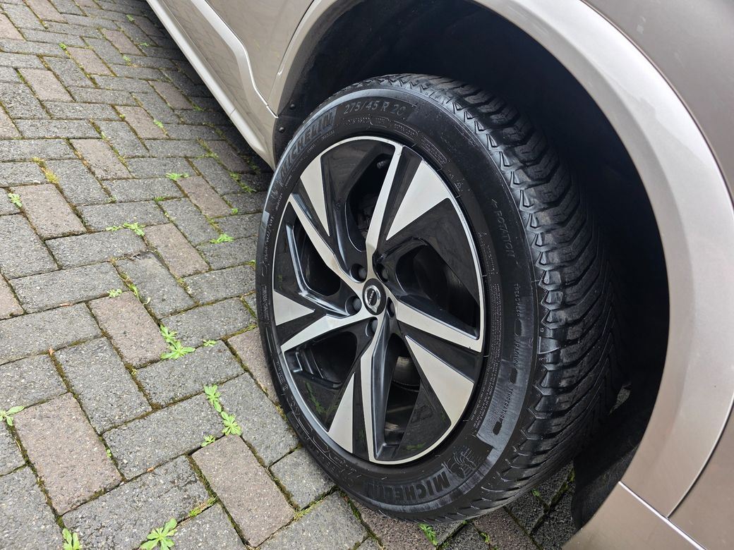 2022 Volvo XC90