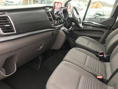 2022 Ford Tourneo