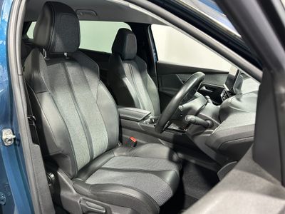 2021 Peugeot 5008