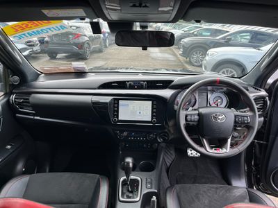 2024 Toyota Hilux
