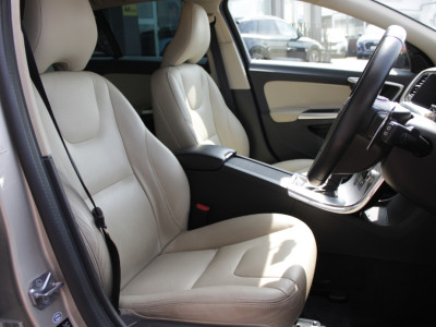 2018 Volvo V60