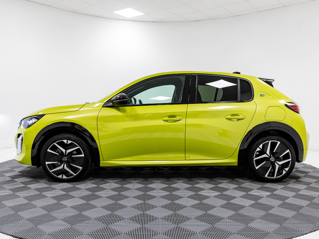 2025 Peugeot 208