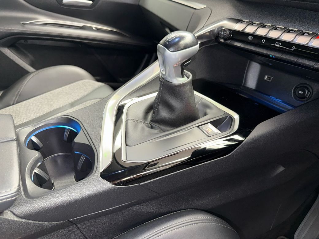 2020 Peugeot 3008