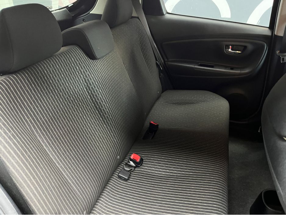 2017 Toyota Vitz