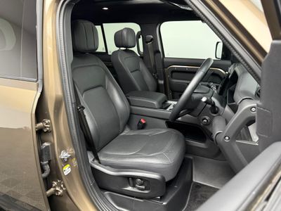 2025 Land Rover Defender