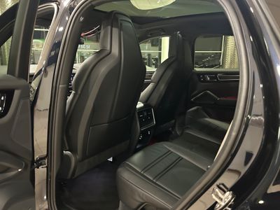 2023 Porsche Cayenne