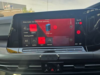 2023 Volkswagen Golf
