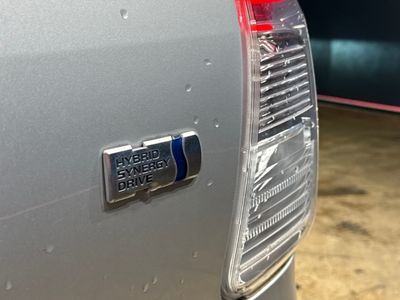 2019 Toyota Prius Alpha