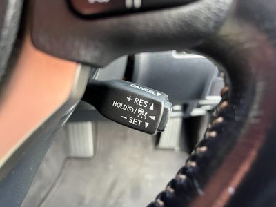 2017 Lexus IS 300h