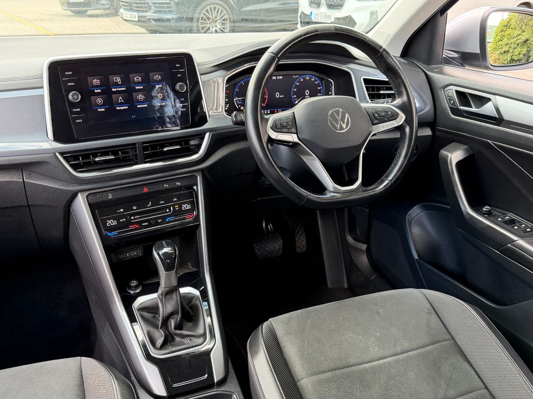 2023 Volkswagen T-Roc