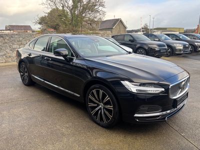 2022 Volvo S90