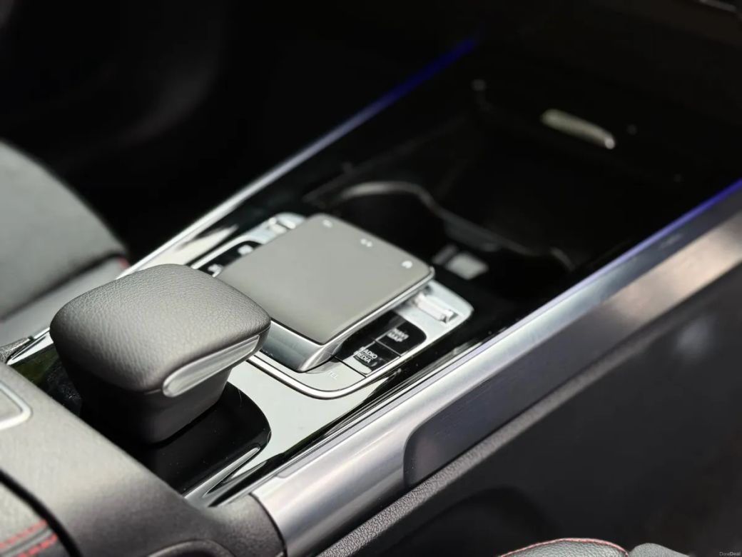 2020 Mercedes-Benz GLB Class