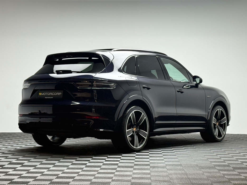 2023 Porsche Cayenne