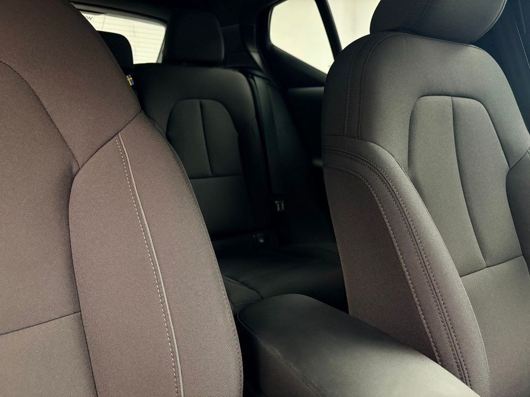 2023 Volvo XC40