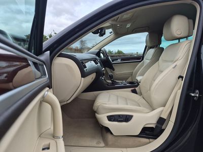 2016 Volkswagen Touareg