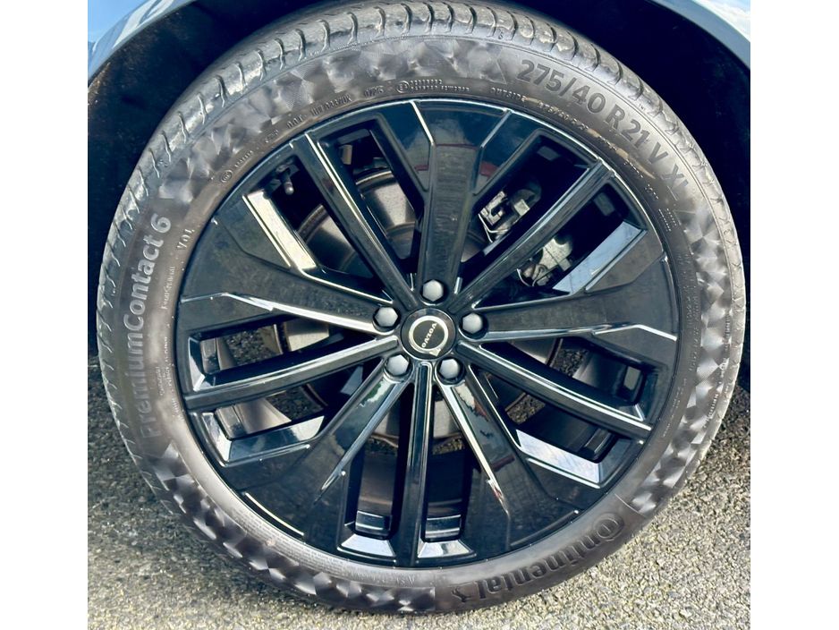 2025 Volvo XC90