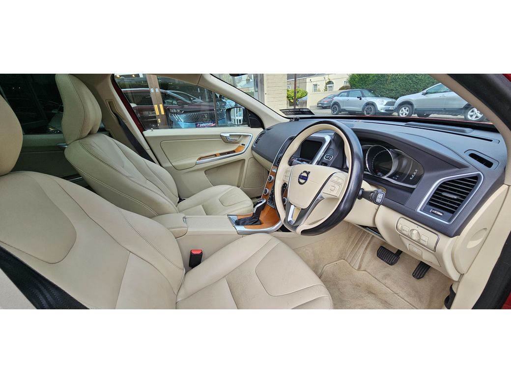 2017 Volvo XC60