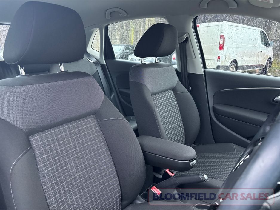 2017 Volkswagen Polo