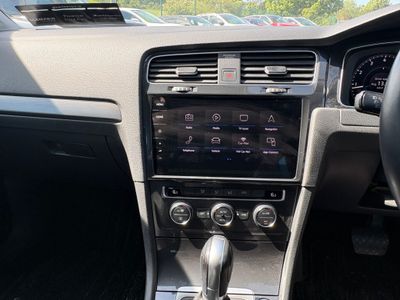 2019 Volkswagen Golf