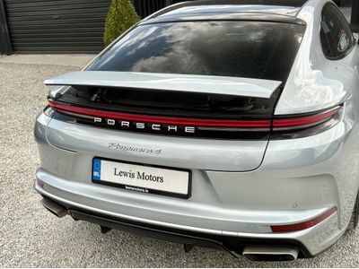 2025 Porsche Panamera