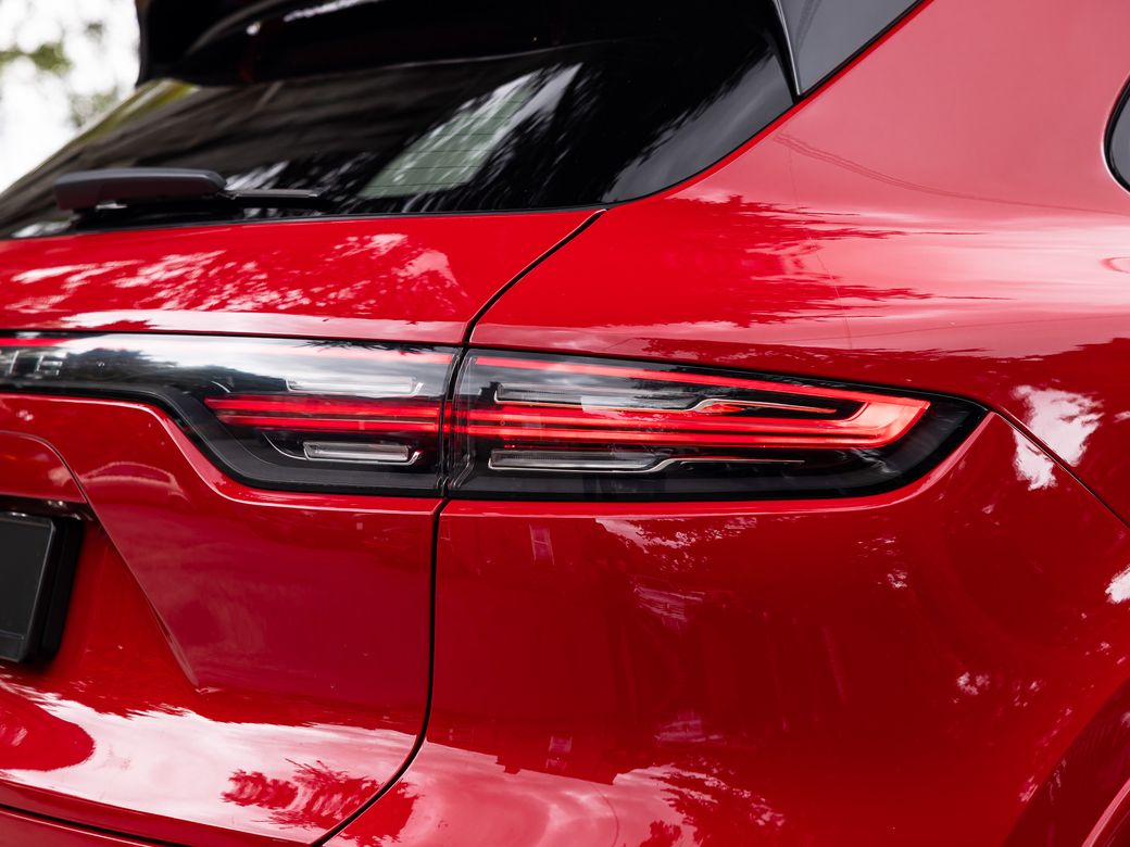 2022 Porsche Cayenne
