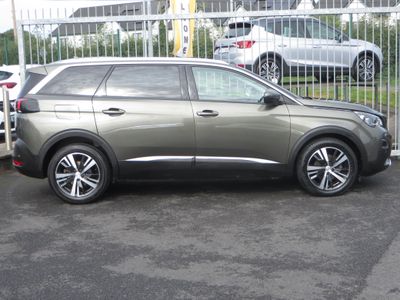 2020 Peugeot 5008