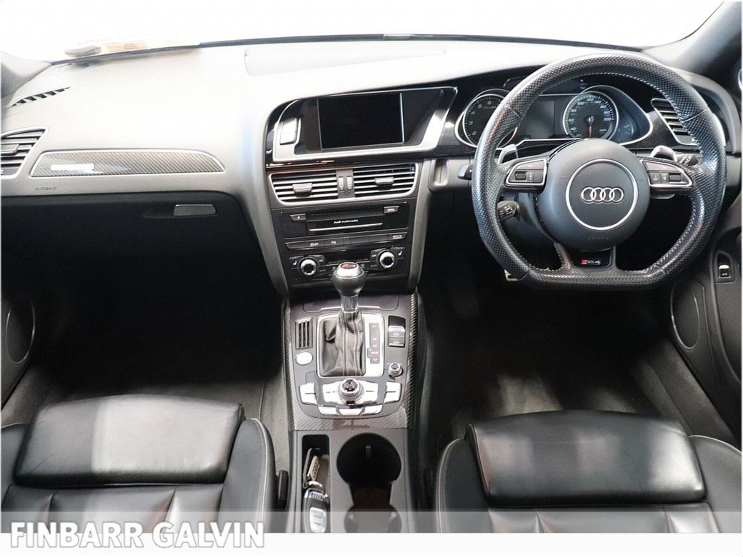 2015 Audi RS4