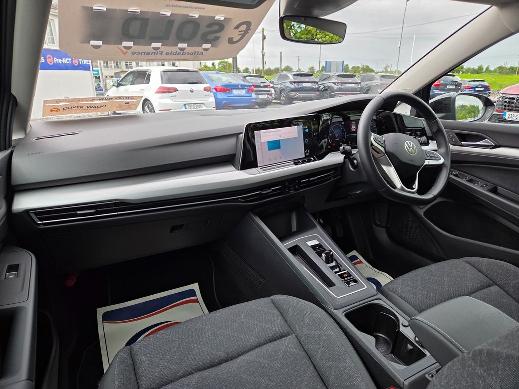2024 Volkswagen Golf